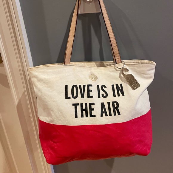 kate spade Handbags - Extremely Rare Kate Spade "Love is in the Air" Tote.